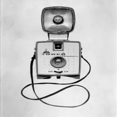 Retro Point and Shoot - 15 Poster Print by Alan Blaustein - Item # VARPDXABSL109