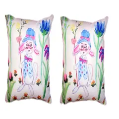 Pair Of Betsy Drake Mrs. Farmer No Cord Pillows 18 X 18