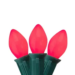 Northlight 25-Count Opaque Pink C7 Christmas Lights Set, 24ft Green Wire
