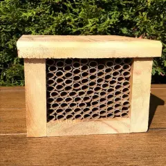 Natural Pollinator House - ECO Paper Tubes