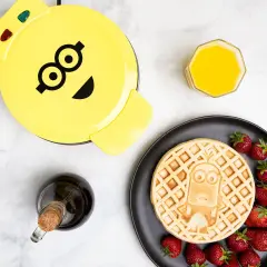 Uncanny Brands Minions Kevin Waffle Maker