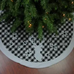 Northlight 48" Black and White Plaid Reindeer Christmas Tree Skirt