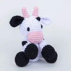 Hoooked Amigurumi DIY Kit W/Eco Barbante Yarn-Cow Kirby - Lotus
