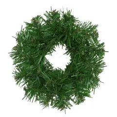 Northlight Deluxe Windsor Pine Artificial Christmas Wreath - 6" - Unlit Green