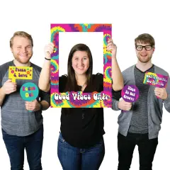 Big Dot of Happiness 60's Hippie - 1960s Groovy Party Selfie Photo Booth Picture Frame & Props - Printed on Sturdy Material