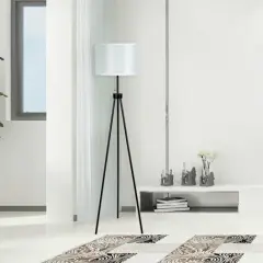Modern Metal Tripod Floor Lamp with Chain Switch Perfect for Any Room