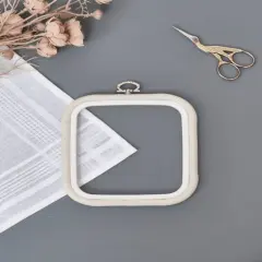 Square Flexi Hoop Nurge 230-11 White