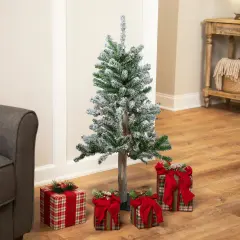 Northlight Pre-Lit Flocked Alpine Artificial Medium Christmas Tree - 3' - Clear Lights Green