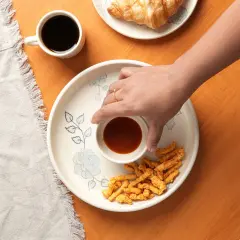 Handcrafted Ceramic Chip and Dip Bowl &ndash; Stylish Serving Bowl for Parties & Gatherings