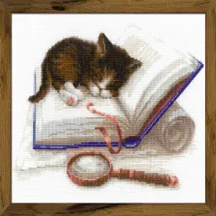 Kitten on the Book R1725 Counted Cross Stitch Kit