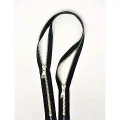 Black Glossy Two Way Backpack or Luggage Zipper 8MM Brass Closed