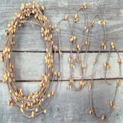 Pip String Garland Old Gold