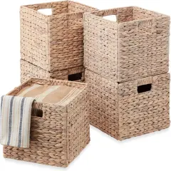 Rustic Handwoven 10.5x10.5in Hyacinth Baskets &ndash; Set of 5 White