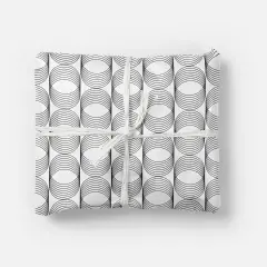 Fine Line Circle Pattern Gift Wrap