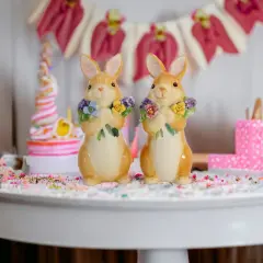 Ceramic Easter Bunny Rabbits with Flowers Salt and Pepper, Home D&eacute;cor, Gift for Her, Gift for Mom, Kitchen D&eacute;cor, Spring D&eacute;cor, Easter D&eacute;cor
