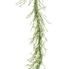 4.5 ft Green and Cream Pip Berry Garland with Flexible Branches for Spring and Home Decor