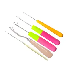 5 Pcs Different Sizes Latch Hook Set Latch Hook Crochet Needle Dreadlocks Crochet Hook Bent Latch Hook for Braid Hair and Carpet Crafts Making