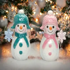 Ceramic Pastel Color Christmas Snowman With Snowflake Salt And Pepper, Gift for Her, Gift for Mom, Kitchen D&eacute;cor, Christmas D&eacute;cor