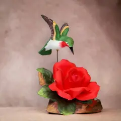 Ceramic Hummingbird with Red Rose Flower Figurine, Home D&eacute;cor, Gift for Her, Gift for Mom, Kitchen D&eacute;cor, Birdwatcher Gift