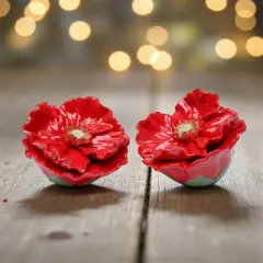 Ceramic Red Poppy Flower Salt & Pepper Shakers, Home D&eacute;cor, Gift for Her, Gift for Mom, Kitchen D&eacute;cor