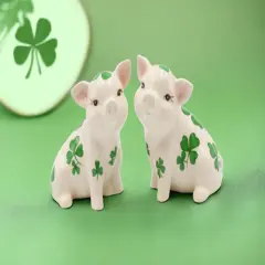 Ceramic Pigs with Shamrock Design Salt and Pepper Shakers, Gift for Her, Gift for Mom, Kitchen D&eacute;cor, Irish Saint Patrick&rsquo;s Day D&eacute;cor