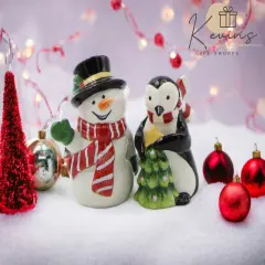 Ceramic Snowman and Penguin Ceramic Salt and Pepper Shakers, Home D&eacute;cor, Gift for Her, Gift for Mom, Kitchen D&eacute;cor, Christmas D&eacute;cor