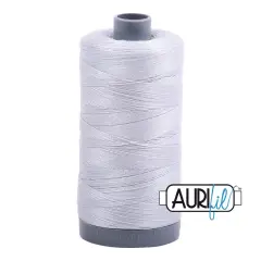 Dove (2600) | 28wt Large Spool (750M / 820Y) | Aurifil Thread