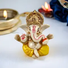 Acrylic Car Ganesha, Ganesha Pooja Favor, Housewarming Favor, Ganesh Statue, Indian Gift, Indian Favor, Ganesh Idol, Ganesha Statue