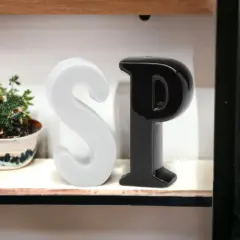 Ceramic Black and White SP Salt and Pepper Shakers, Home D&eacute;cor, Gift for Her, Gift for Mom, Kitchen D&eacute;cor