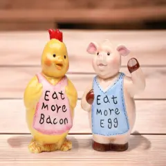 Ceramic Pig and Chicken Salt and Pepper Shakers, Home D&eacute;cor, Gift for Her, Mom, Farmhouse Kitchen D&eacute;cor, Vintage Decor