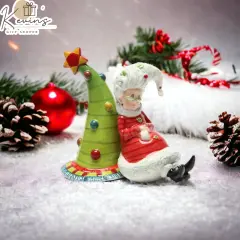 Ceramic Christmas Decor Mrs. Claus Waiting For Santa Salt & Pepper Shakers, Home D&eacute;cor, Gift for Her, Gift for Mom, Kitchen D&eacute;cor