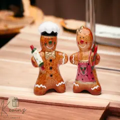 Ceramic Baking Gingerbread Salt & Pepper Shakers, Home D&eacute;cor, Gift for Her, Gift for Mom, Kitchen D&eacute;cor, Bakery D&eacute;cor, Caf&eacute; D&eacute;cor