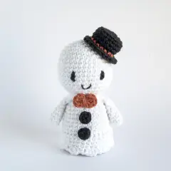 DIY Crochet Kit by HoookedGhost Boo PAK362