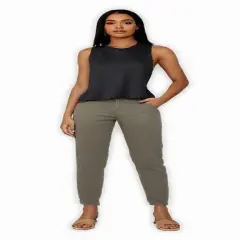 BELLA + CANVAS&reg; Women's Racerback Crewneck Crop Tank - 6682 Heather navy