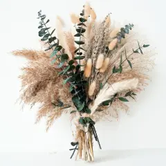 Green Pampas Grass Boho Bouquet &ndash; Exquisite Lavender and Eucalyptus Dried Flower Arrangements for Western Boho Decor &ndash; Rustic Flowers for Your Bohemian Home, Bedroom, and Wedding Table D&eacute;cor