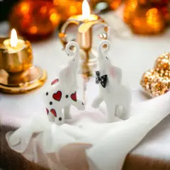 Ceramic Elephant Couple Salt and Pepper Shakers, Home D&eacute;cor, Gift for Her, Gift for Mom, Kitchen D&eacute;cor, Valentine&rsquo;s Day D&eacute;cor