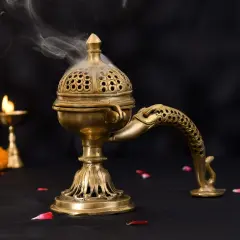 Brass Incense Dhoop Burner Aroma for Prayer Puja Meditation Spiritual Events Dhoopam for Havan Rituals - Diwali Decoration Loban Dhoop Dani for Temple Home Prayer Room (7.8x3.9 Inches)