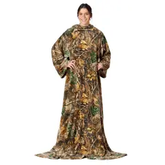 Realtree Edge Silk Touch Comfy With Sleeves 48&times;71 Inches