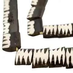 The Bead Chest Inverted Zebra Design Batik Bone Beads Flags 21mm Kenya African Black and White Flat Large Hole 28 Inch Strand Handmade