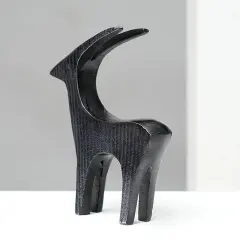 Black Ribbed Deer Sculptures &ndash; Modern Aluminum Animal Figurines