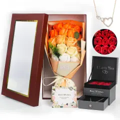 18 Flower Bouquet with Beautiful Love Necklace - ORANGE