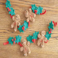 DIY Crochet Kit by HoookedChristmas Garland PAK185