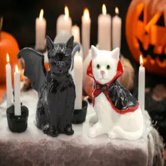 Ceramic Halloween Vampire & Dracula Cat Salt And Pepper Shakers, Home D&eacute;cor, Gift for Her or Mom, Kitchen D&eacute;cor, Fall D&eacute;cor
