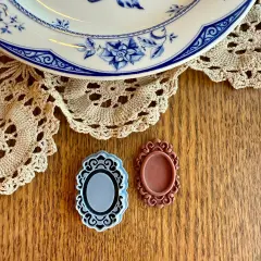 VINTAGE FRAME | SPRING | CLAY CUTTER