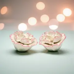 Ceramic Carnation Flower Salt & Pepper Shakers, Home D&eacute;cor, Gift for Her, Gift for Mom, Kitchen D&eacute;cor