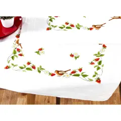 HerrschnersStrawberry Garden Topper Stamped Embroidery Kit Multi