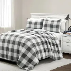 Soft Polyester Plaid All Season Comforter Set with Reversible Design for Modern Bedrooms