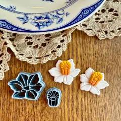 DAFFODIL BUILDER | SPRING FLORAL | CLAY CUTTER