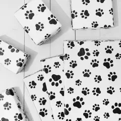 Paw Print Paper Gift Bags 6 3/8" x 8 1/2"