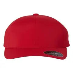 Flexfit&reg; Delta Seamless Cap Red